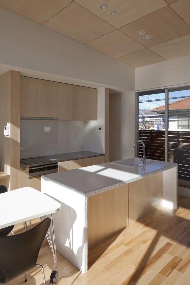 House M in Komae