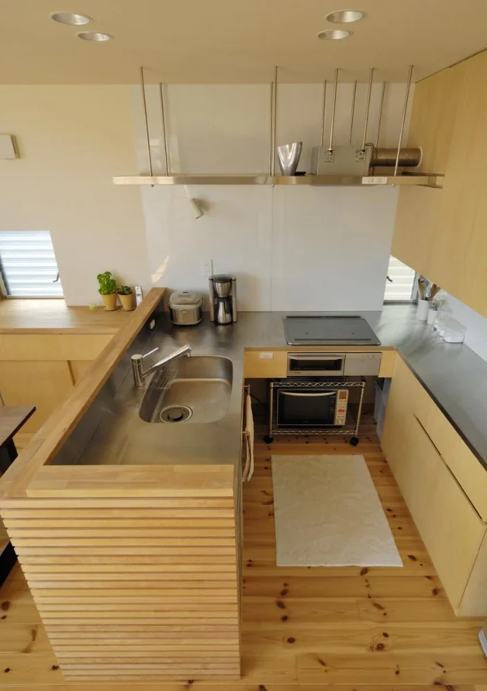 茅ヶ崎の家 + Max Clean Studio