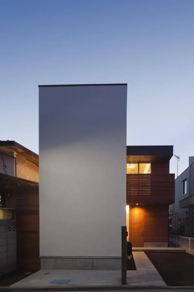 House M in Komae