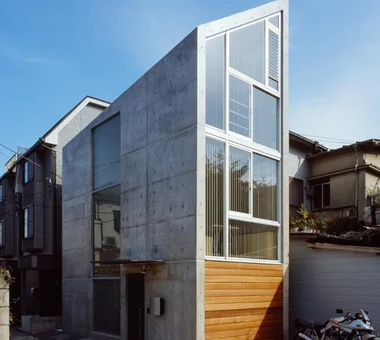 House in Higashiyukigaya｜Glass-Enclosed Residences｜Exterior｜Custom-built house