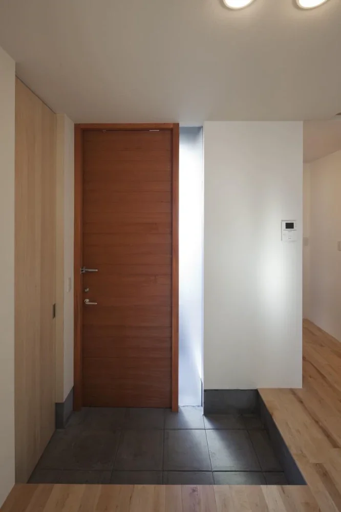 House M in Komae