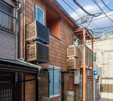 リノベーション・アパートメント/生まれ変わった、かわいい・カッコイイ｜土間のある家｜注文住宅｜外観