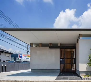 建筑师:矢部 直輝｜设计事务所:株式会社 イン・エクスデザイン｜京都府京都市｜定制住宅
