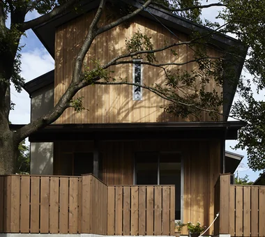 有大樹的山莊｜與自然共生的住宅｜客製化住宅｜外觀
