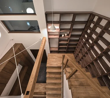 下鸭住宅｜极简设计住宅｜定制住宅｜挑空