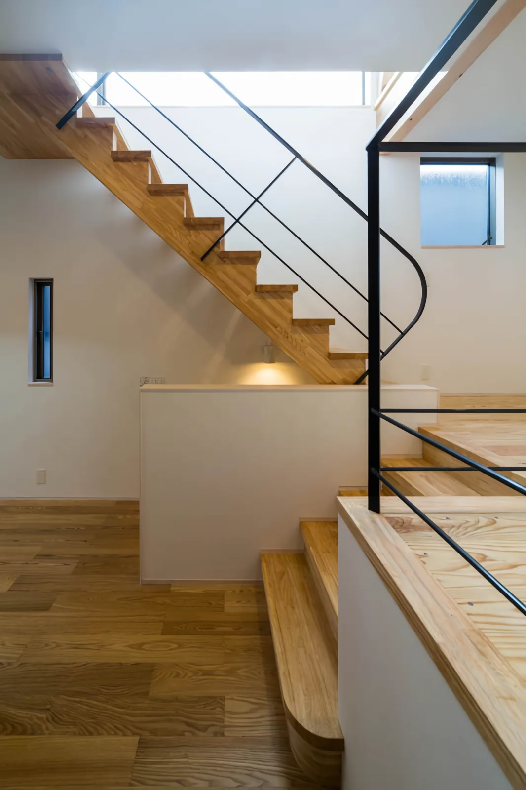 Garage House at Mondo Yakujin
