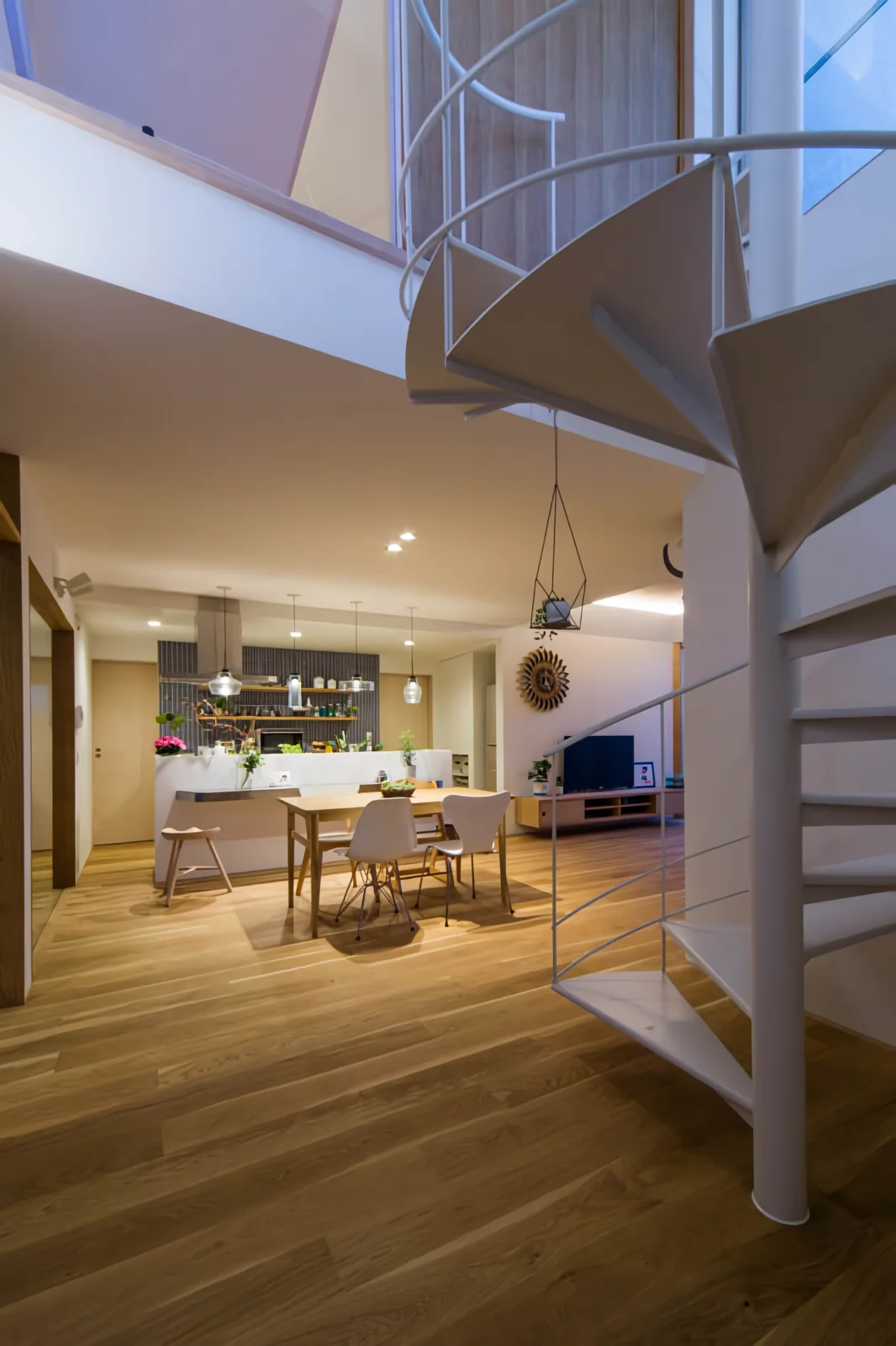 Garage House in Nishiokamoto