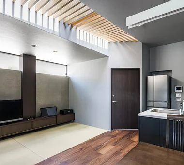 Garage House in Higashi-Osaka｜Modern Residences｜Room Tour｜Custom-built house