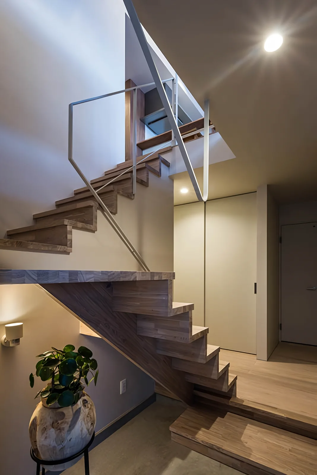 Residential House in Tarumi