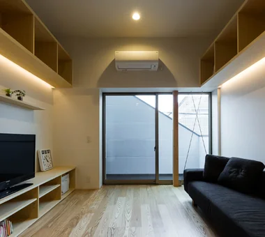 Garage House at Mondo Yakujin｜Homes Featuring Motorcycle Garages｜Custom-built house｜Living Room