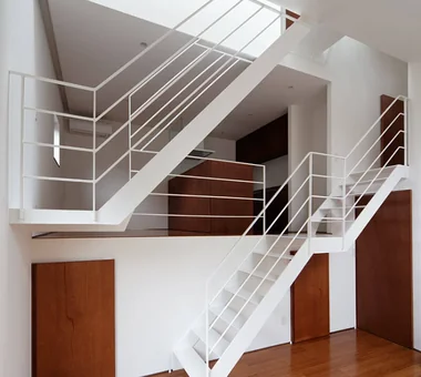 Steps V｜带钢结构楼梯的住宅｜房屋参观｜定制住宅