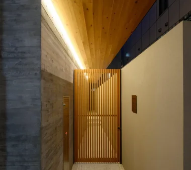 Message from the sky II｜A House with Art｜Approach｜Custom-built house