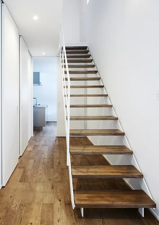 House M/M