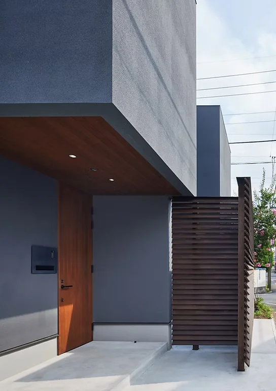 House M/M