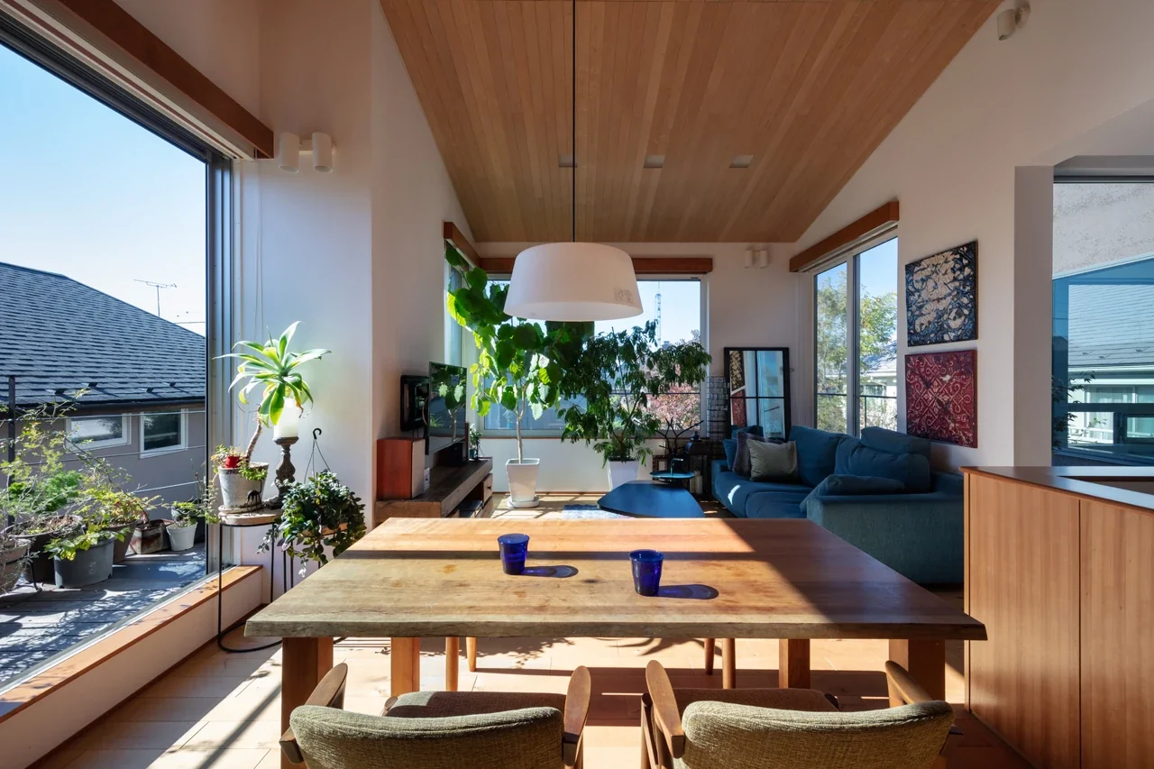 A house full of green