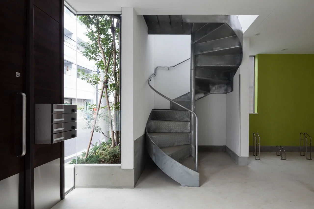 APARTMENT BIBIAS