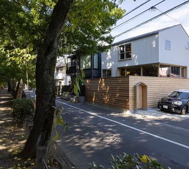 沿上水的住宅｜紧凑住宅｜定制住宅｜外立面