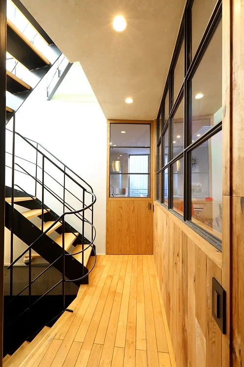 Garage House in Yashio