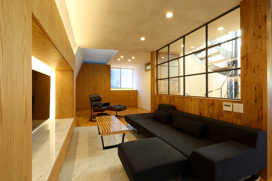 Garage House in Yashio