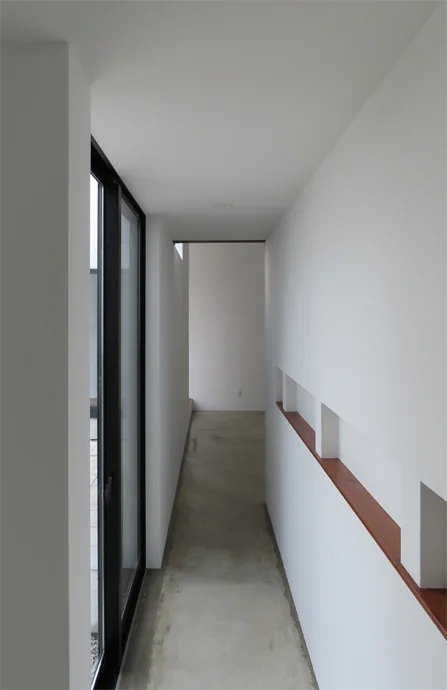 House of Earthen Floor and Cloister