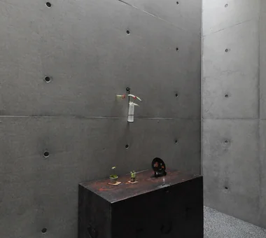 House in Ōhora｜Homes Featuring Wood-Burning Stoves｜Custom-built house｜Entrance hall