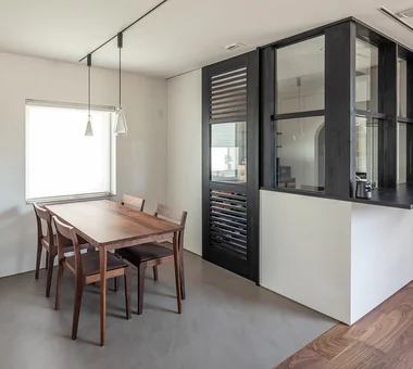 PARALLEL｜Sustainable Homes｜Custom-built house｜Dining Area