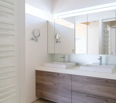 Light-Gathering House｜Sustainable Homes｜Custom-built house｜Lavatory