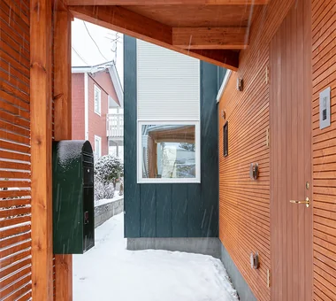 House of the North Window｜Sustainable Homes｜Custom-built house｜Approach