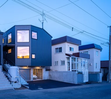 斜光车库住宅｜木之居｜定制住宅｜外立面